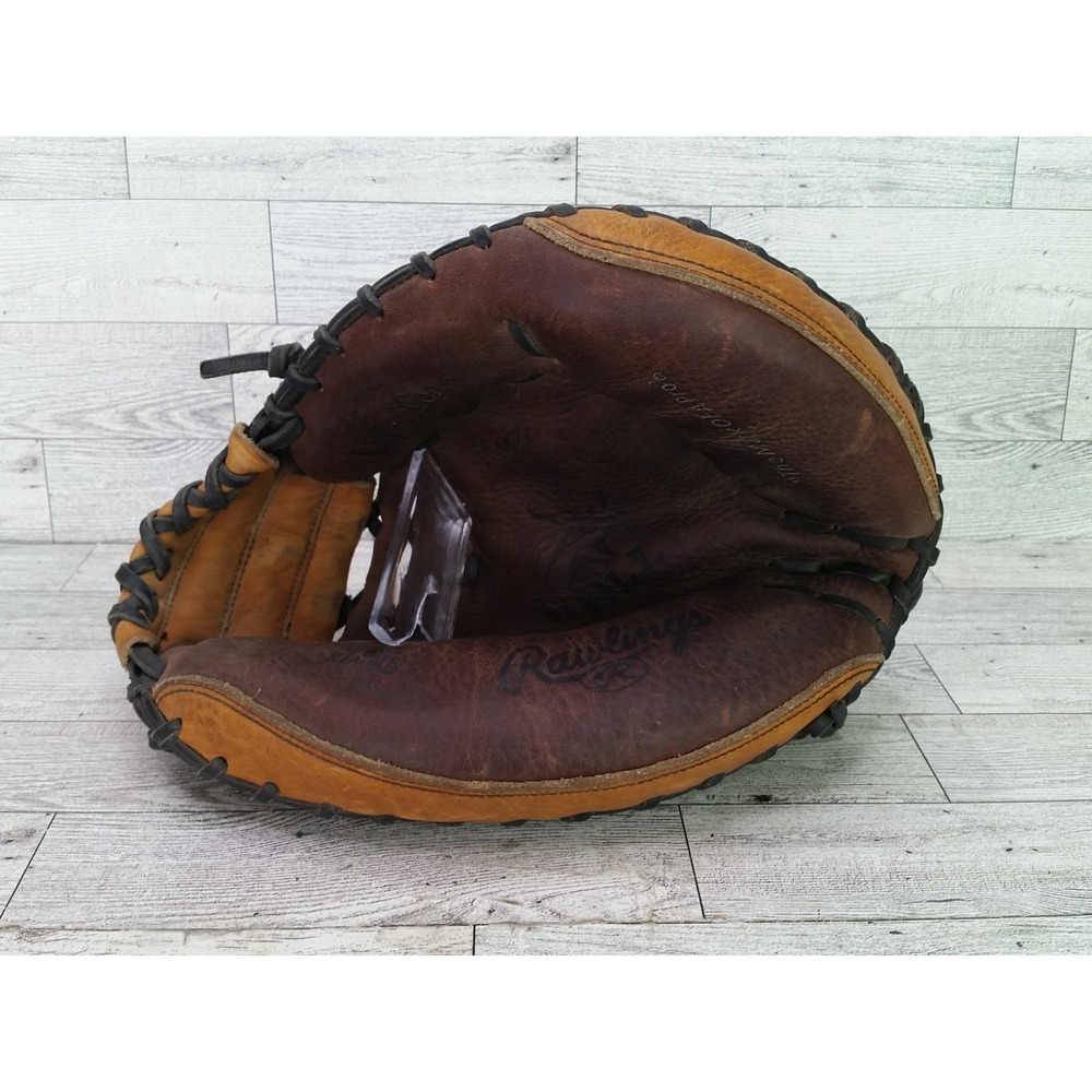 Rawlings The Bull Lite Toe RCM22 Catchers Mitt Glove RH throw